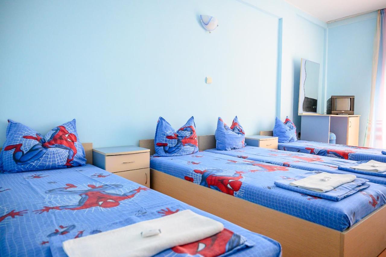 Hotel Fregata クラネヴォ エクステリア 写真