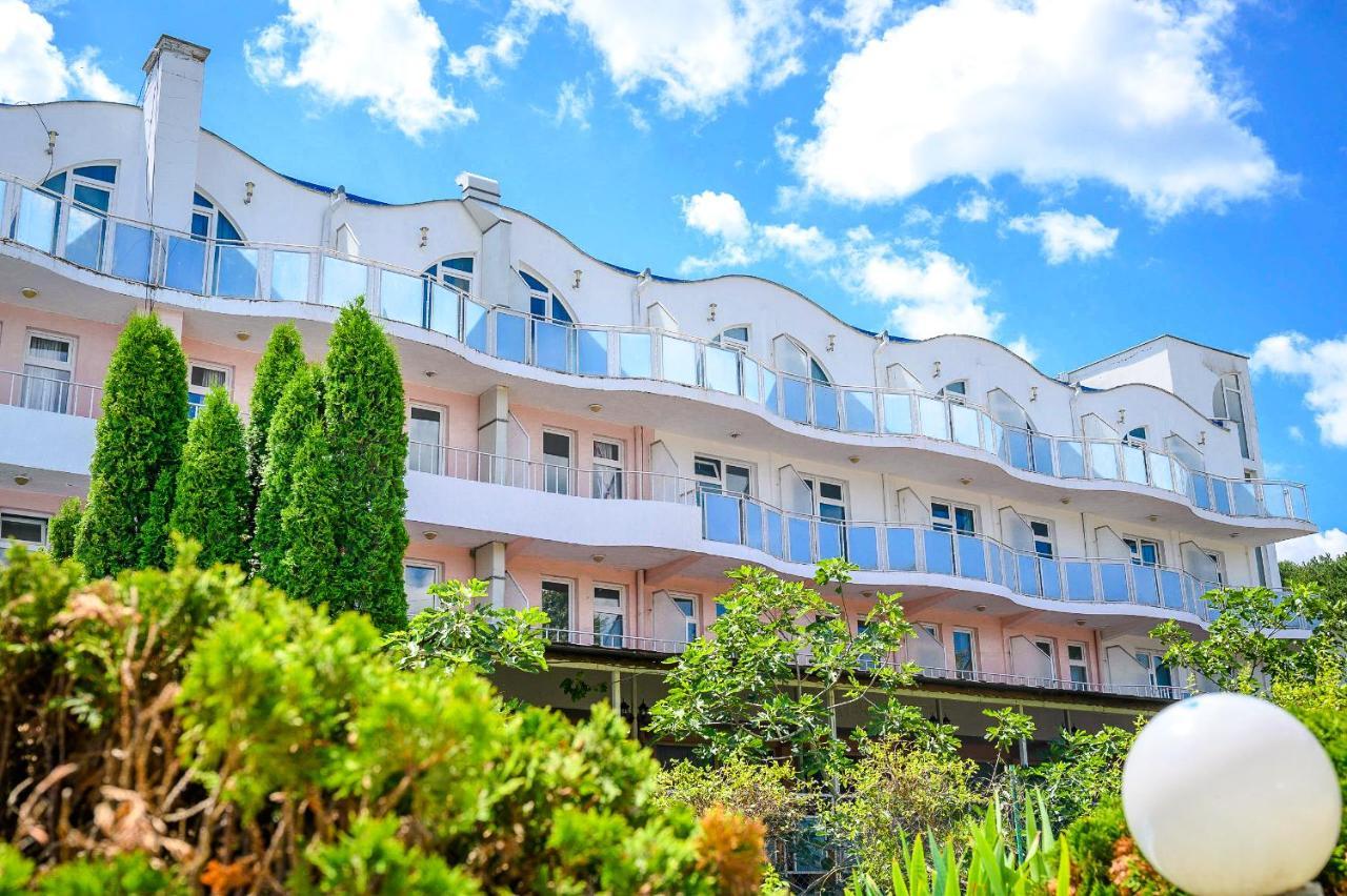 Hotel Fregata クラネヴォ エクステリア 写真